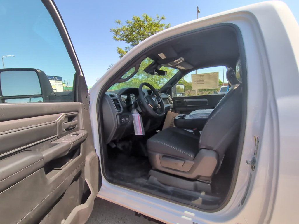 New 2026 RAM 4500 Tradesman AWD/4WD image 24