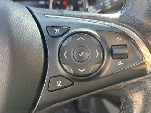 Used 2021 Buick Enclave Preferred image 22