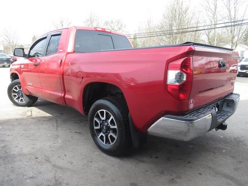 Used 2014 Toyota Tundra SR5 w/ TRD Off Road Package image 10