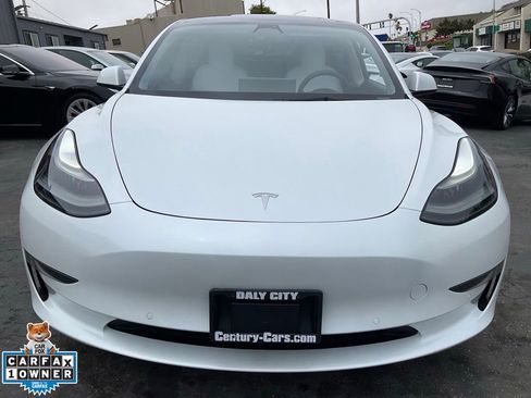 Used 2022 Tesla Model 3 Standard Range RWD image 93