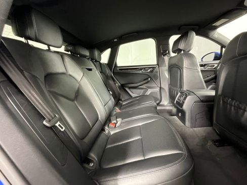 Used 2018 Porsche Macan image 23