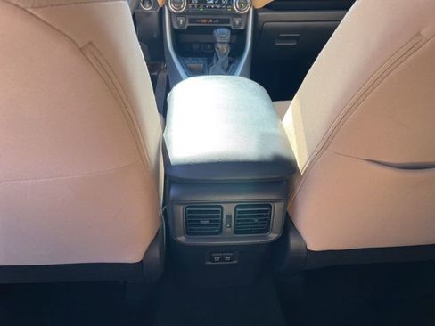 Used 2020 Toyota RAV4 XLE w/ Convenience Package image 14