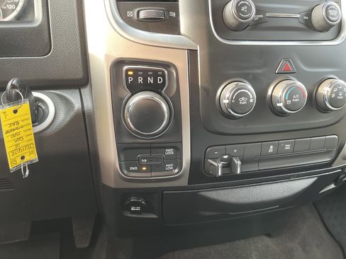 Used 2018 RAM 1500 Outdoorsman AWD/4WD image 21