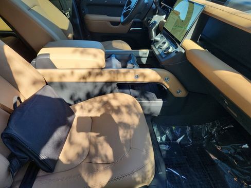 New 2026 Land Rover Defender 110 S image 3