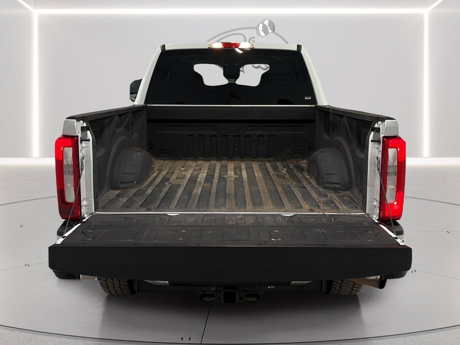 Used 2025 Ford F250 XLT w/ Snow Plow Prep Package AWD/4WD image 9