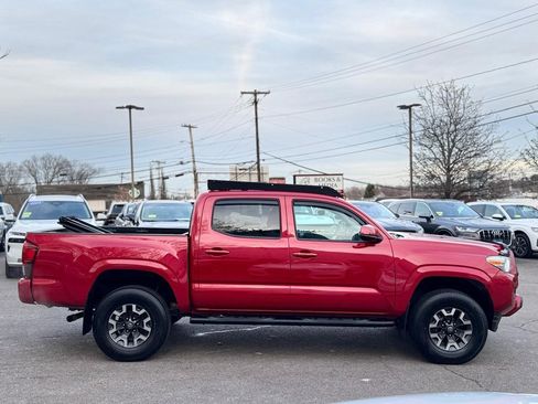 Used 2021 Toyota Tacoma SR image 7