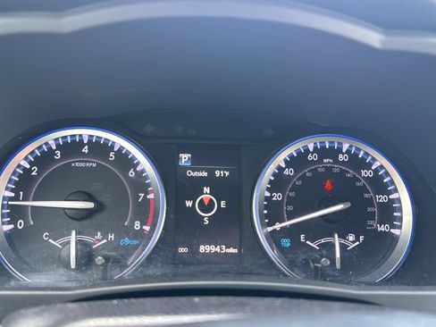 Used 2019 Toyota Highlander XLE AWD/4WD image 33
