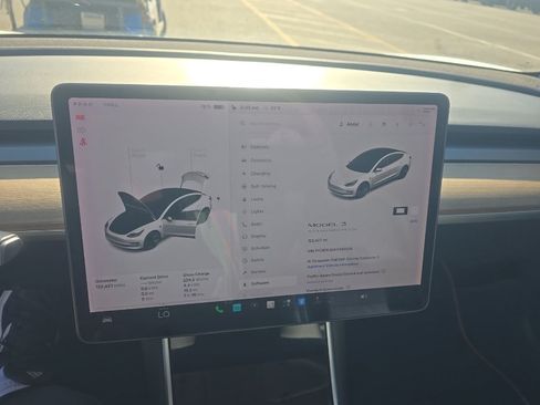 Used 2019 Tesla Model 3 Standard Range Plus RWD image 8