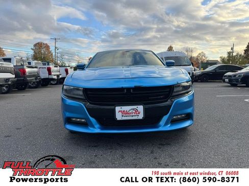 Used 2015 Dodge Charger R/T image 3