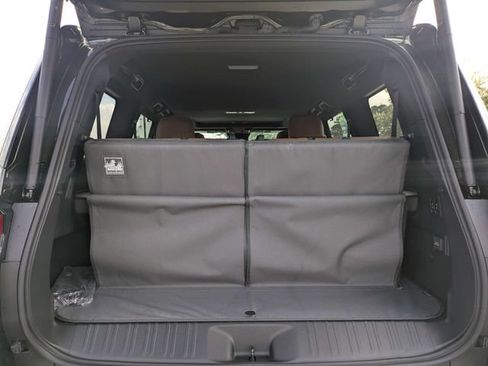 Used 2024 Lexus GX 550 w/ Accessory Package (31) AWD/4WD image 14