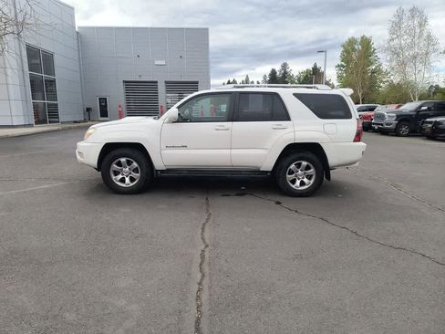 Used 2004 Toyota 4Runner Sport image 2