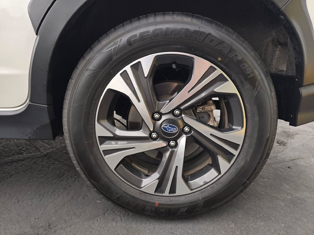 Certified 2026 Subaru Crosstrek 2.5i Premium AWD/4WD image 6