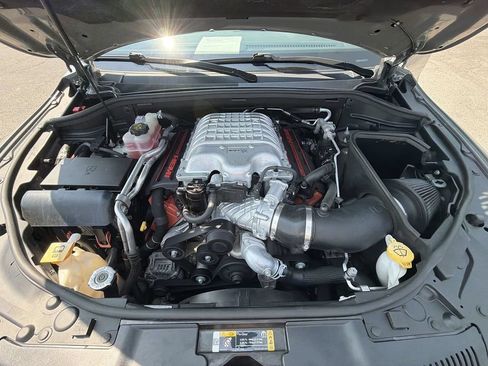 Used 2021 Dodge Durango SRT Hellcat w/ Technology Group AWD/4WD image 31