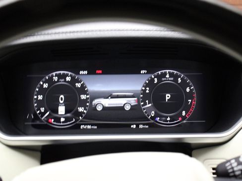 Used 2018 Land Rover Range Rover image 48