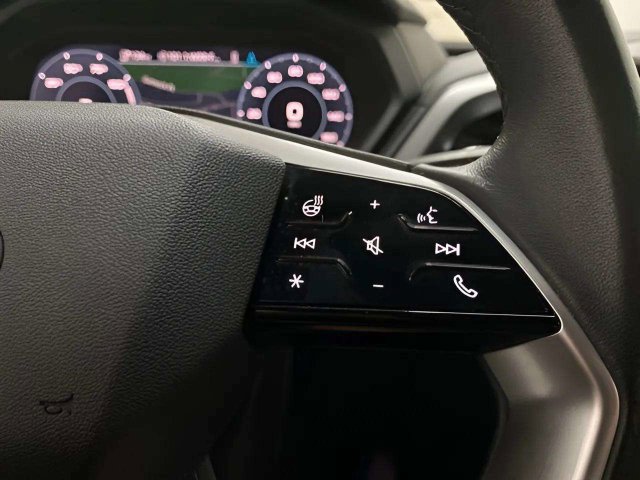 Used 2023 Audi Q4 e-tron Premium Plus w/ Premium Plus AWD/4WD image 35