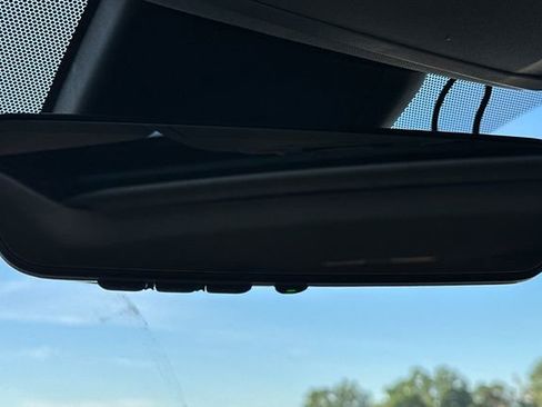 Used 2023 Toyota Highlander Limited image 26