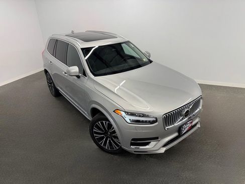 Used 2024 Volvo XC90 T8 Core image 2
