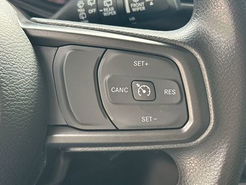 Used 2025 Jeep Wrangler Sport AWD/4WD image 23