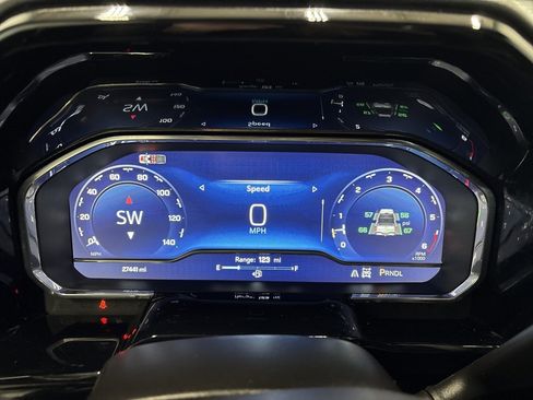 Used 2024 Chevrolet Silverado 2500 High Country w/ High Country Premium Package image 37