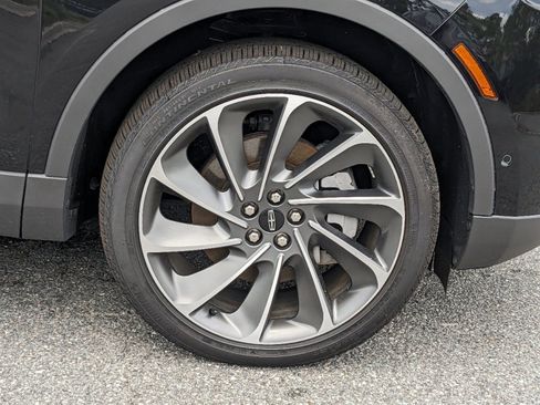 Certified 2023 Lincoln Nautilus Reserve w/ Equipment Group 202A image 12