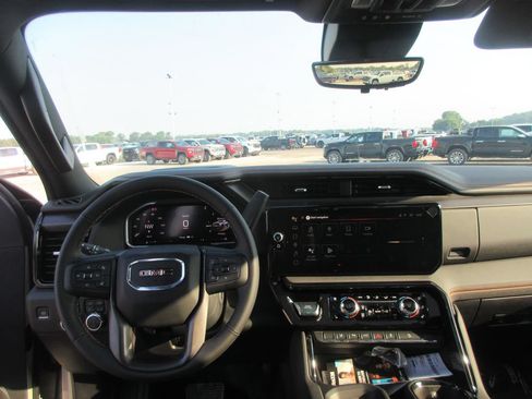 New 2026 GMC Sierra 2500 AT4 w/ AT4 Premium Plus Package AWD/4WD image 16