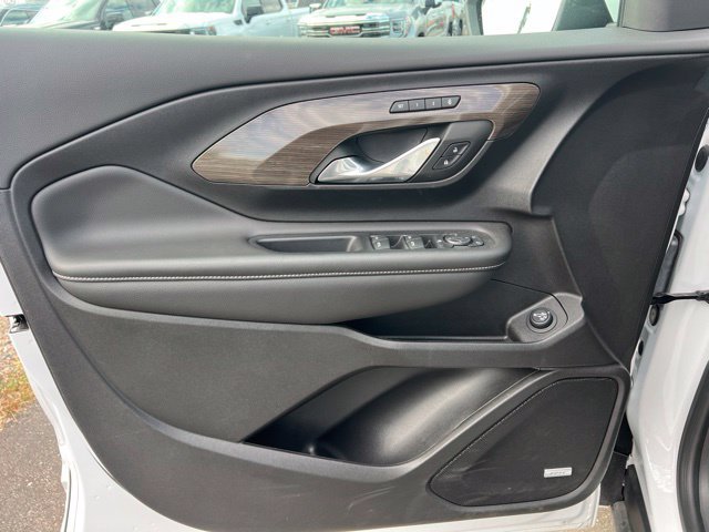 Used 2024 GMC Terrain Denali w/ Denali Premium Package AWD/4WD image 22
