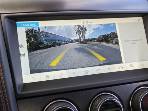 Used 2020 Jaguar F-TYPE Convertible image 25