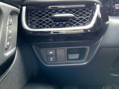 Used 2025 Acura ADX A-Spec AWD/4WD image 34