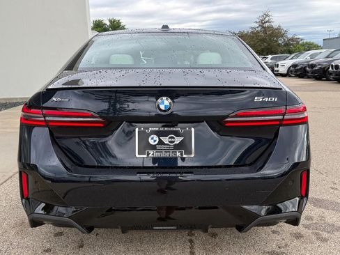 Used 2026 BMW 540i xDrive AWD/4WD image 4