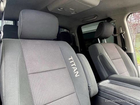 Used 2014 Nissan Titan PRO-4X image 18