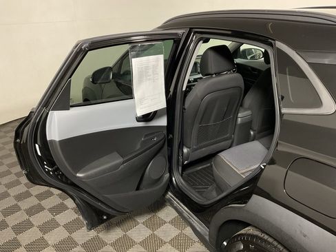 Used 2020 Hyundai Kona SEL Plus AWD/4WD image 32