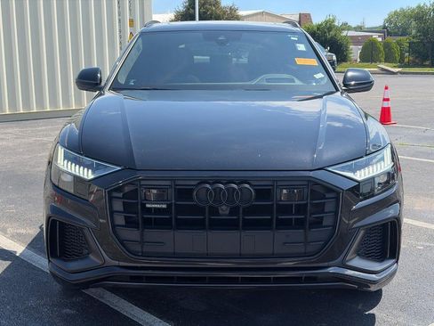 Used 2022 Audi Q8 Prestige w/ Prestige Package AWD/4WD image 2