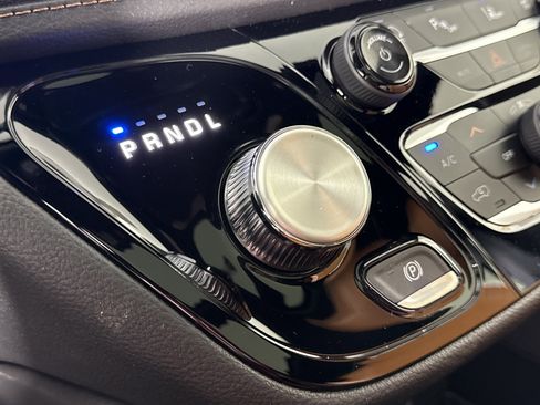 New 2026 Chrysler Pacifica Pinnacle image 26