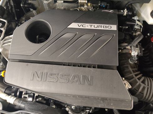 Used 2024 Nissan Rogue SV w/ SV Premium Package FWD image 30