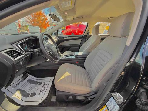 Used 2018 Ford Fusion S image 12