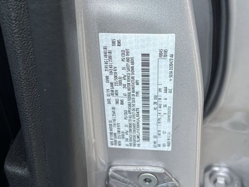 Used 2019 Lincoln MKC Premiere image 35