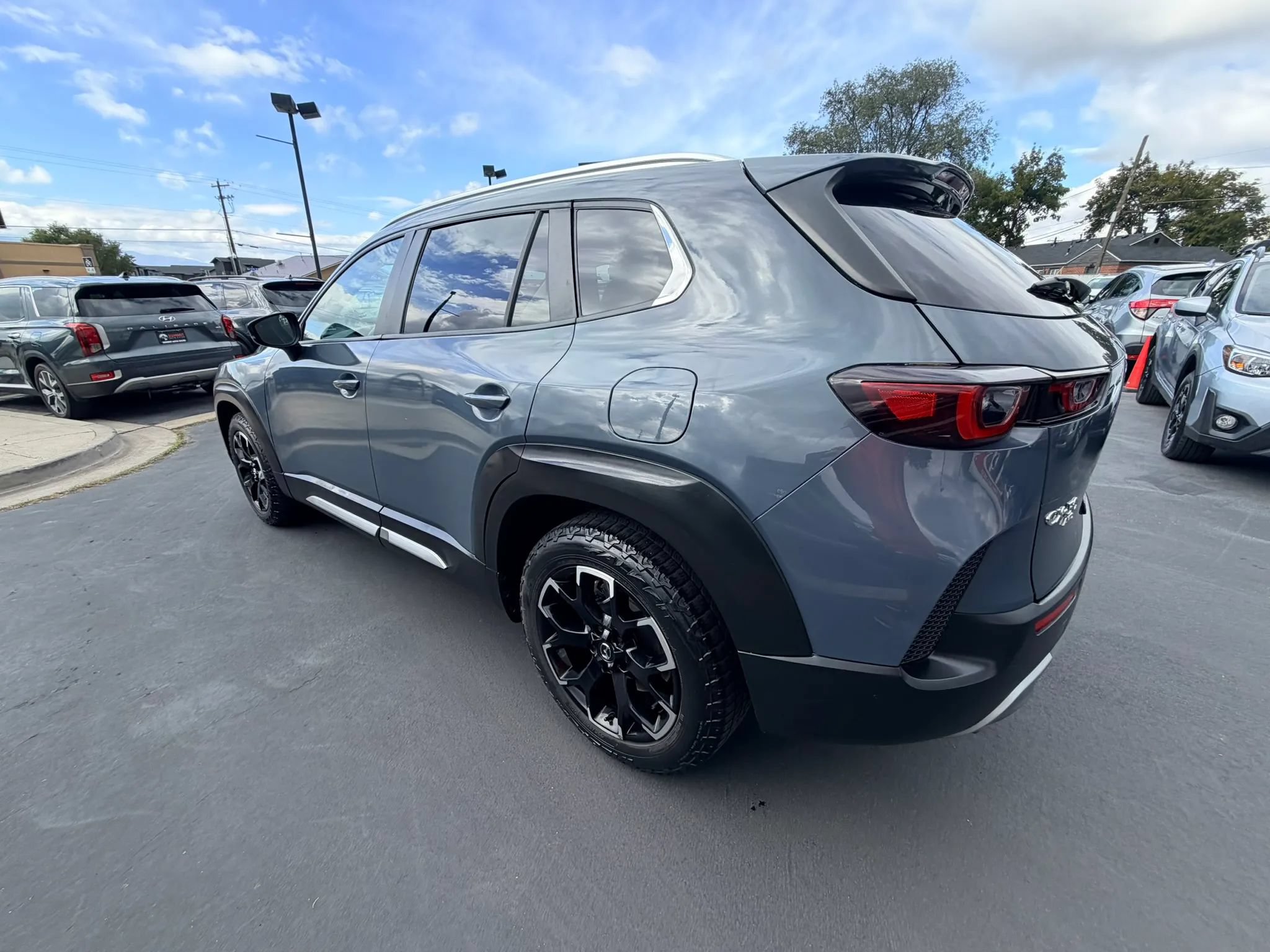 Used 2023 MAZDA CX-50 Meridian Edition w/ Cargo Package AWD/4WD image 5