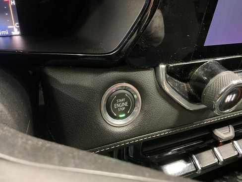 Used 2023 Chevrolet Colorado LT w/ LT Convenience Package II image 19