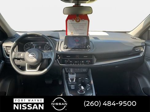 Certified 2024 Nissan Rogue SV AWD/4WD image 14