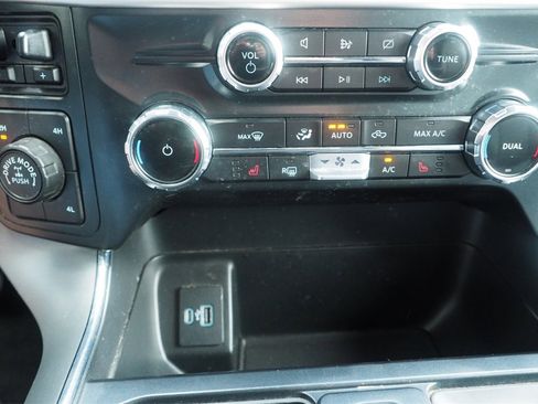 Used 2022 Ford F150 XLT w/ Equipment Group 302A High image 12