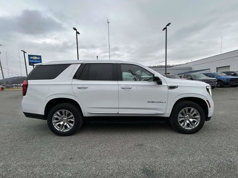 Used 2025 GMC Yukon Denali image 2