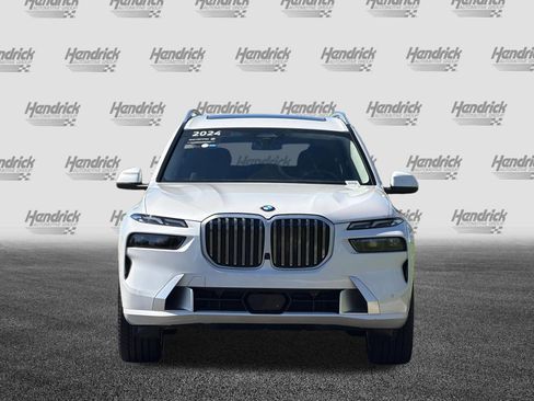 Certified 2024 BMW X7 xDrive40i w/ Premium Package image 10