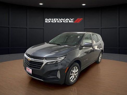 Used 2022 Chevrolet Equinox LT FWD image 2