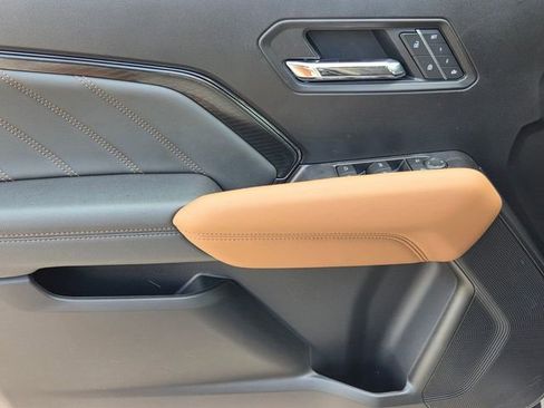 New 2026 GMC Canyon AT4 AWD/4WD image 11