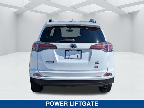 Used 2016 Toyota RAV4 LE image 5