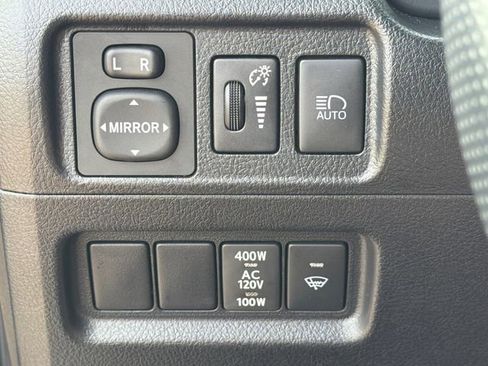 Used 2024 Toyota 4Runner TRD Off-Road Premium AWD/4WD image 23