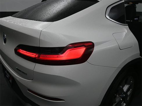 Used 2023 BMW X4 xDrive30i w/ Convenience Package image 31