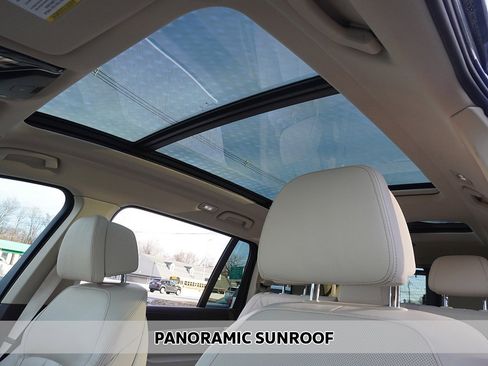 Used 2019 BMW X7 xDrive40i w/ Luxury Seating Package image 4