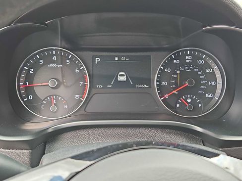 Used 2024 Kia Forte LXS w/ LXS Technology Package image 32