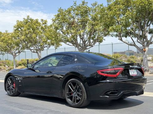Used 2017 Maserati GranTurismo Sport RWD image 7